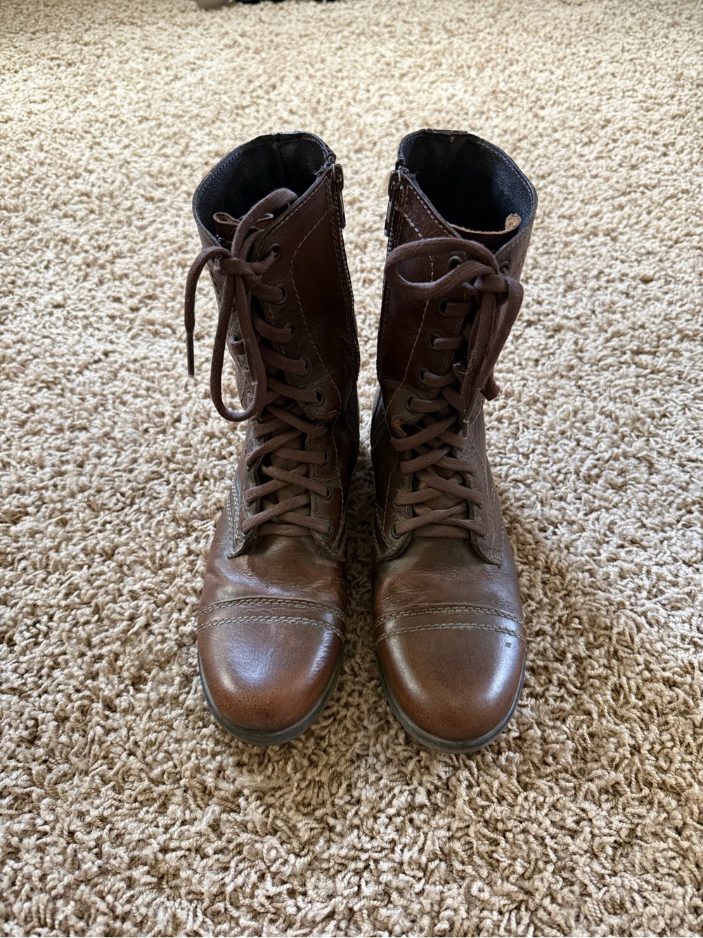 GUC STEVE MADDEN BOOTS